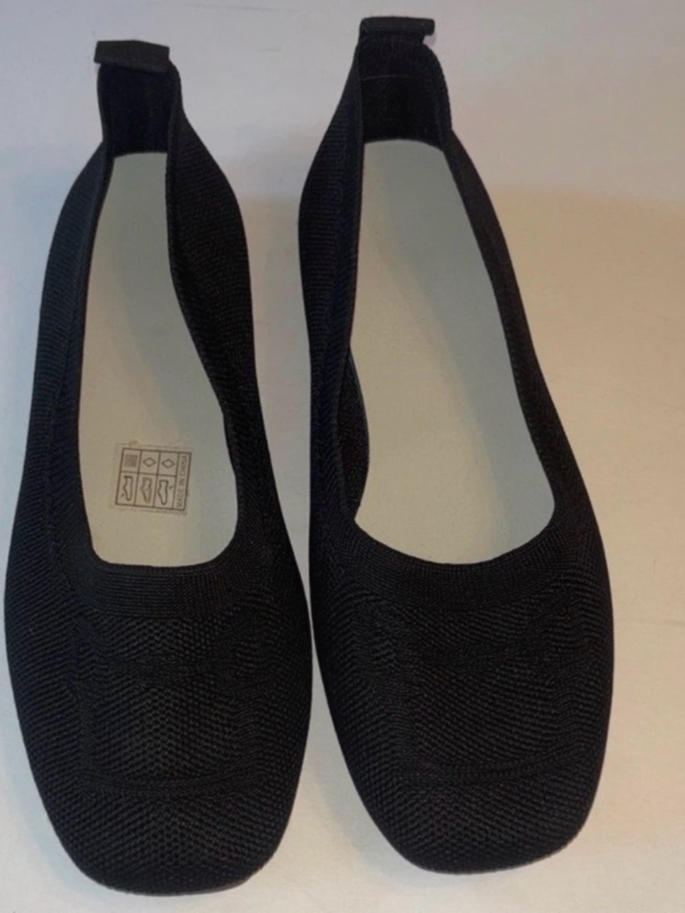 Black Knit Women’s Ballet Flats